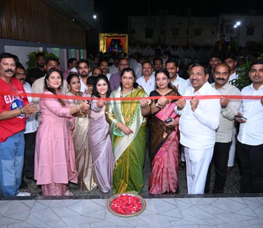 नानाश्री भोजनालयाचे कुंजीरवाडी येथे भव्य उद्घाटन