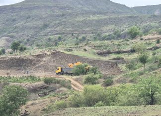 तरडेच्या डोंगरांची खुलेआम लूट? कथित बेकायदा मुरूम उत्खननामुळे पर्यावरण धोक्यात; प्रशासनाच्या कारवाईची मागणी